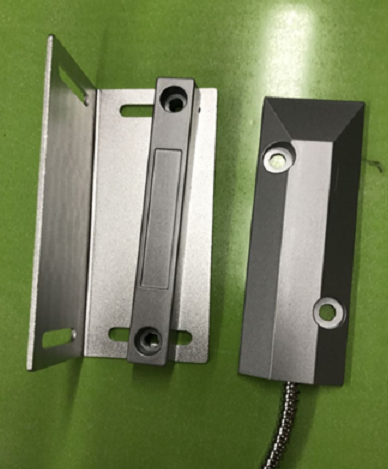 DOOR MAGNET